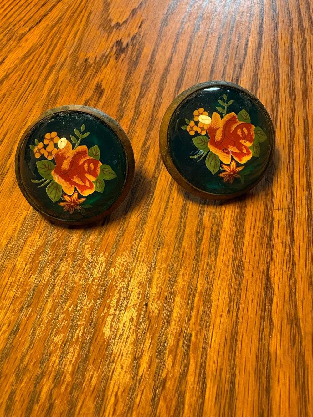 Horse Tack Vtg  Pr Glass Dome Rose Bridle Rosettes